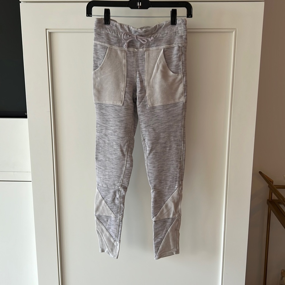 SOLD Gently used, Free People Kyoto High-Rise Angle Legging in Mocha Taupe